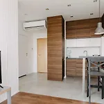 ShortStayPoland Kolejowa (B10)